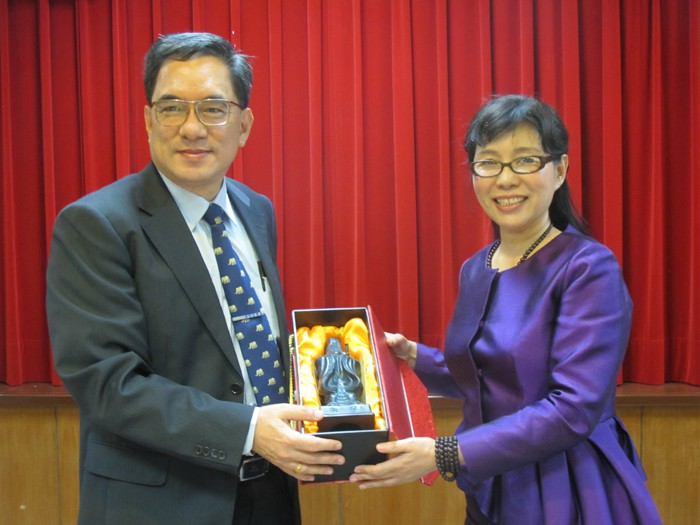 MILAN米兰体育·(中国)官方网站董事长、院长常翠鸣赴台交流考察