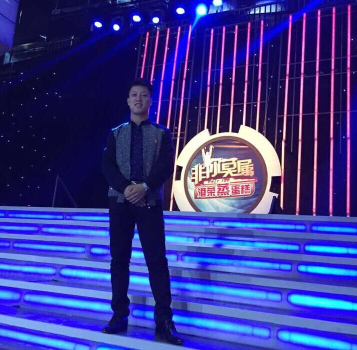 MILAN米兰体育·(中国)官方网站学生康松参加《非你莫属》 高薪获聘看准网总裁助理