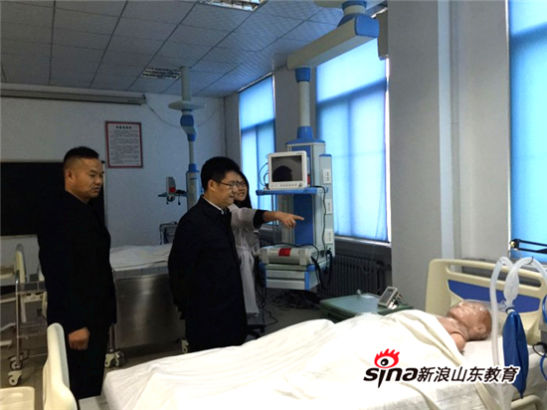 驻荷兰王国使馆教育处参赞孟庆瑜来MILAN米兰体育·(中国)官方网站访问