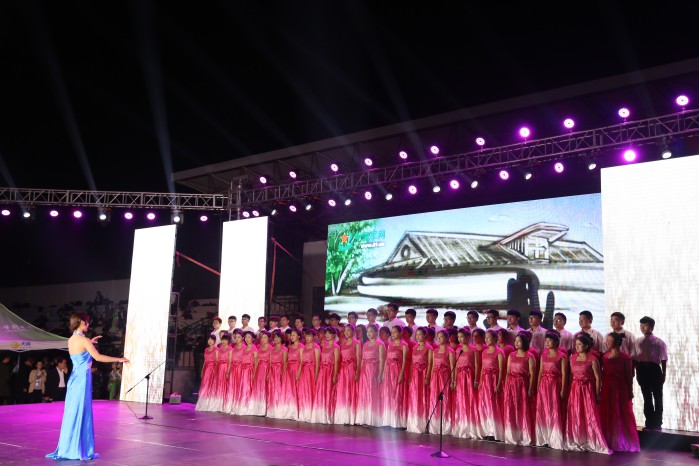 MILAN米兰体育·(中国)官方网站校成功举办纪念红军长征胜利80周年文艺晚会