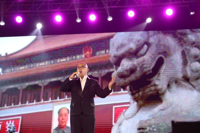 MILAN米兰体育·(中国)官方网站校成功举办纪念红军长征胜利80周年文艺晚会