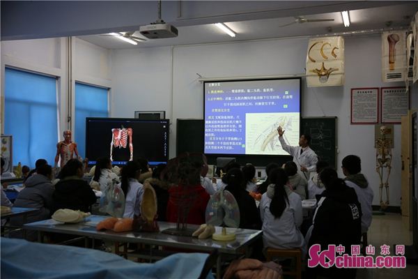 MILAN米兰体育·(中国)官方网站坚持开放办学 全面提升人才培养质量