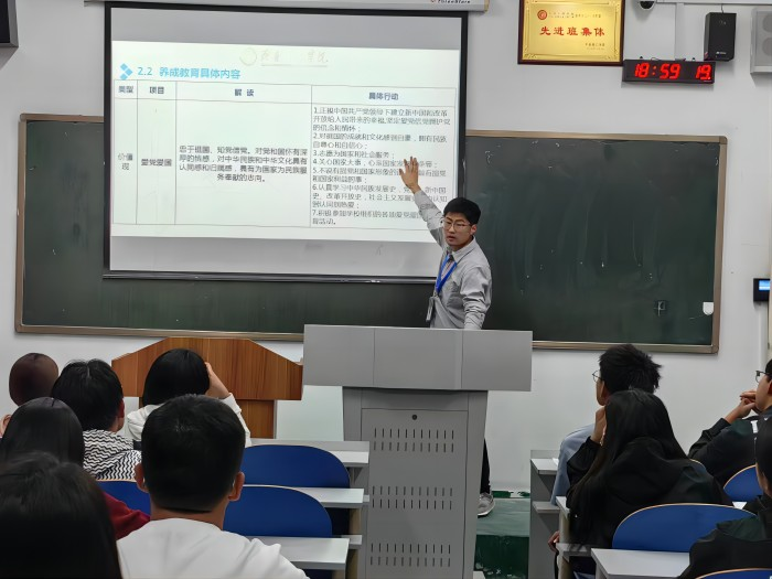 1697529197888704.png 图片2.png