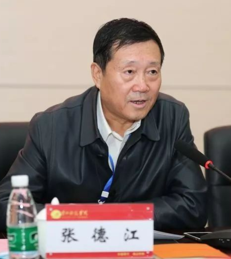 1699450557770108.png 张德江.png