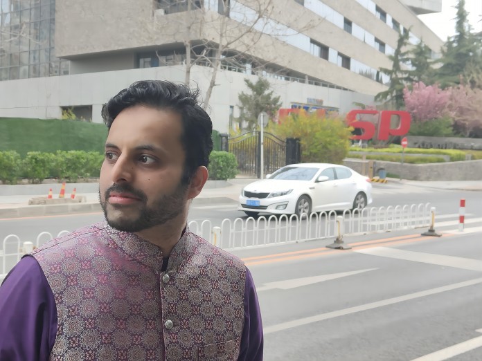 1713488846912805.jpg Sammer.jpg