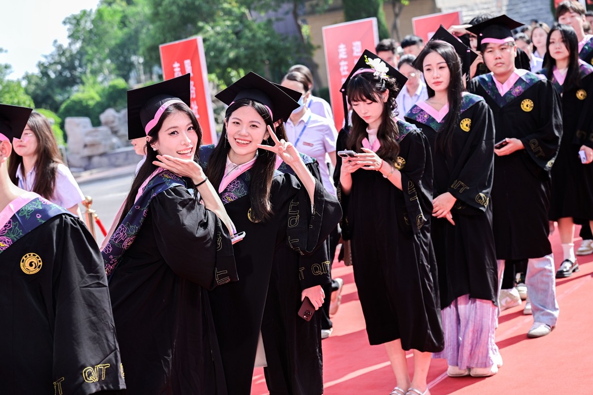 1719708737240242.jpg 23.观众 (15).jpg