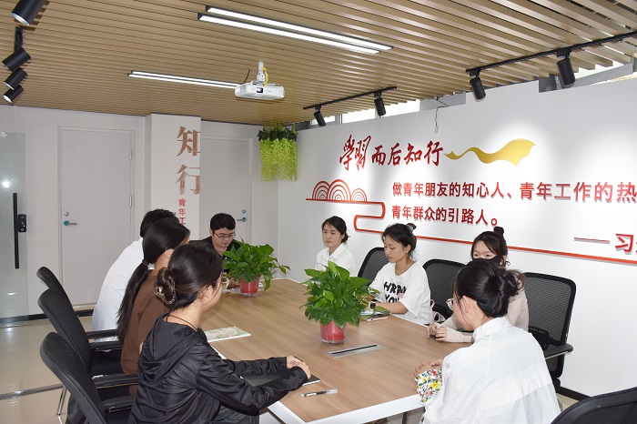 1719901927190937.jpg “扬帆起航正当时”青年座谈会圆满举行-照片.jpg