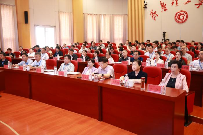 1724229376973647.jpg 照片-2024.08.19-冯菲3.JPG