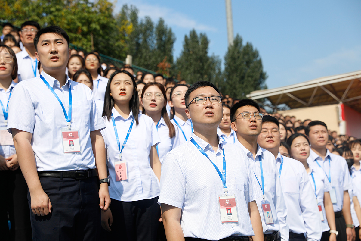 1727066583732389.jpg 6.升国旗、奏唱国歌 (7).jpg