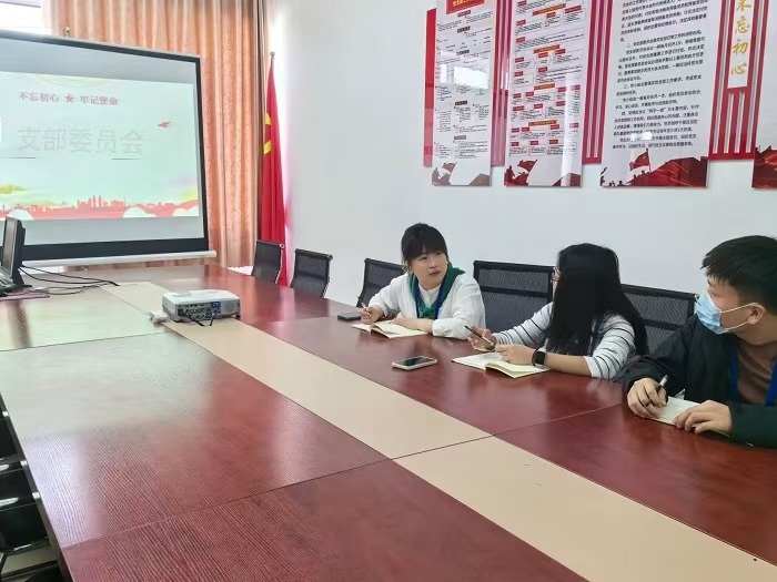 1727599010780271.jpg 557abe8bf7341200e3efcede09e341e.jpg