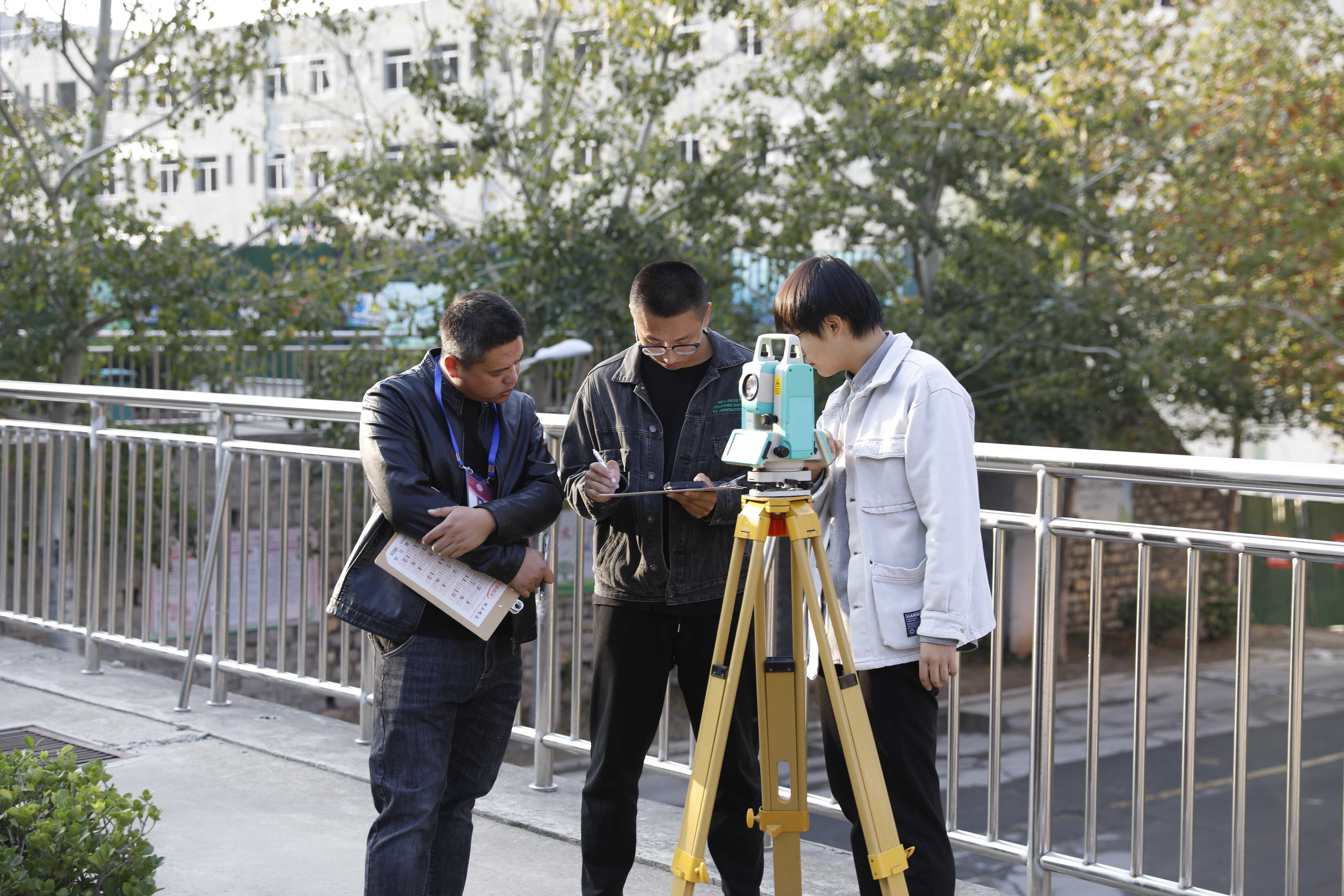 1733101278903194.jpg 1733101278903194.jpg