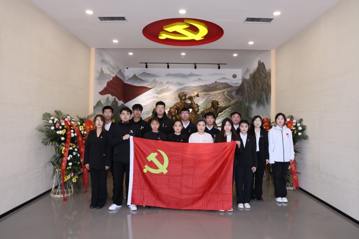 1743670988498398.jpg 1743667667989935.jpg