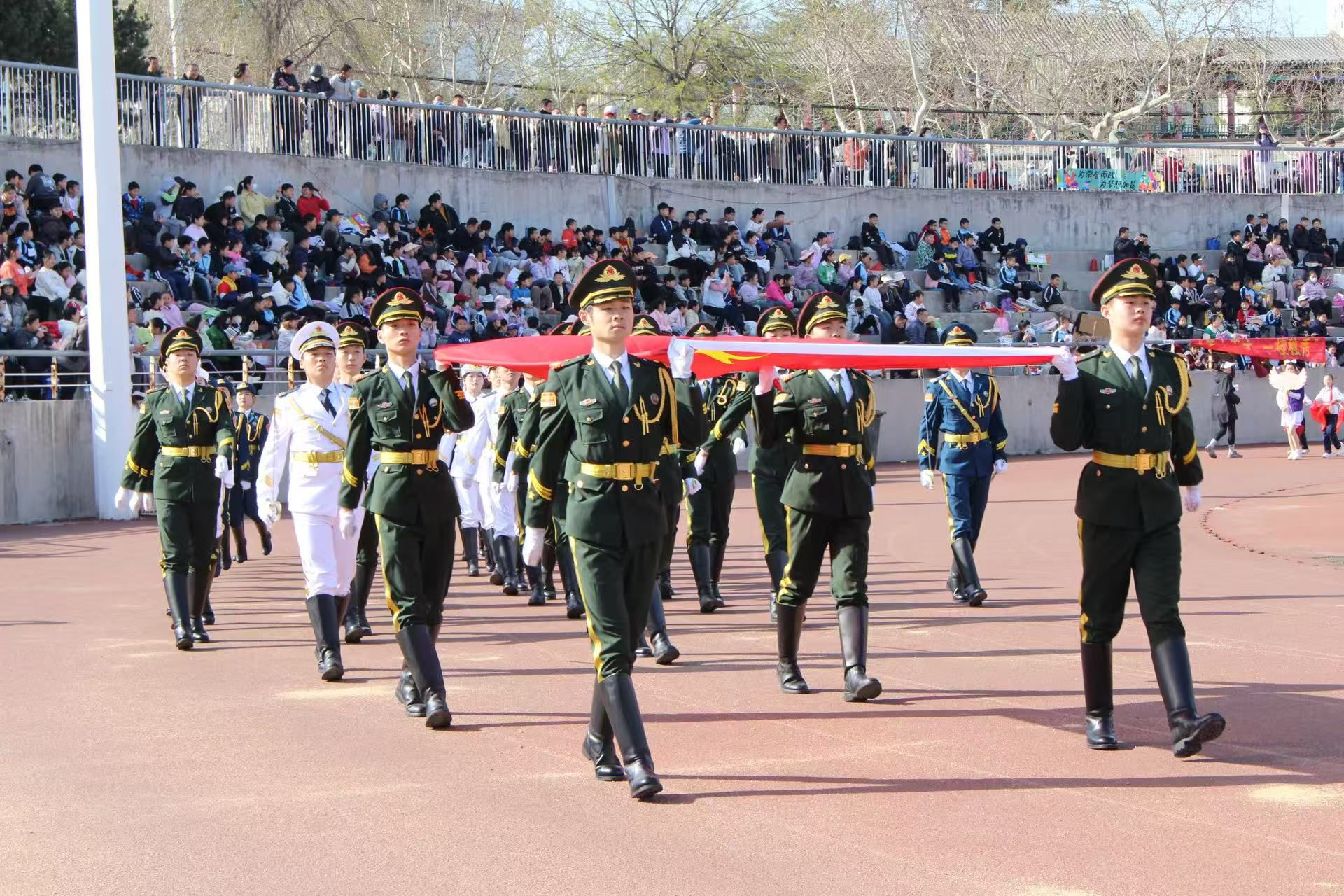 1744872955208376.jpg 1744872955208376.jpg