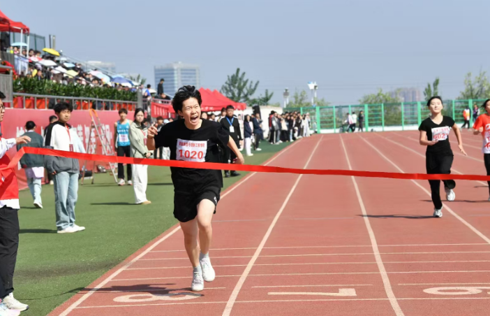 1745452506516698.png image.png