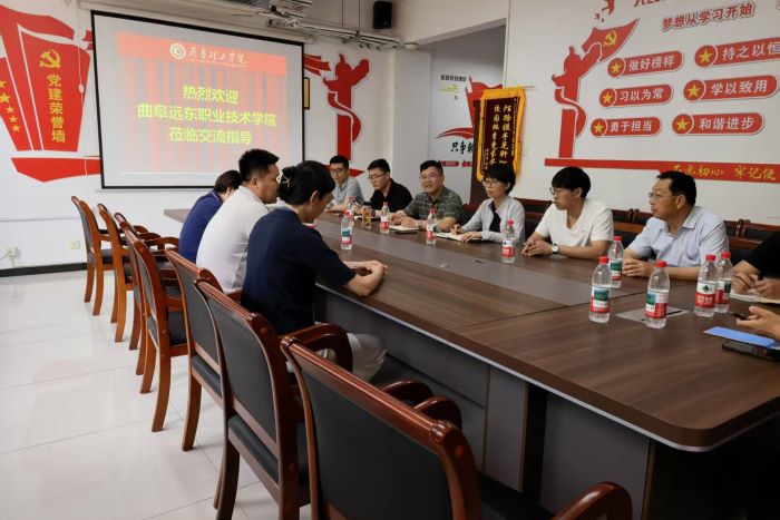 1747705292995159.jpg c3ae1a1498473d97008de955013539da.jpg