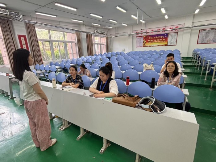 新闻学教研室成功举办“新闻学专业期末命题规范与质量提升”交流会